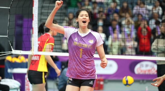 赛事服务-李盈莹全场独揽25分 排超总决赛天津女排扳回一城