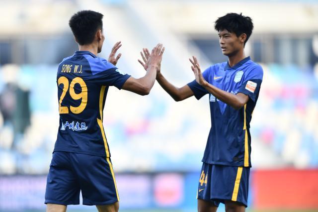 叶楚贵百场中超里程碑双响 广州城有望逃离降级区